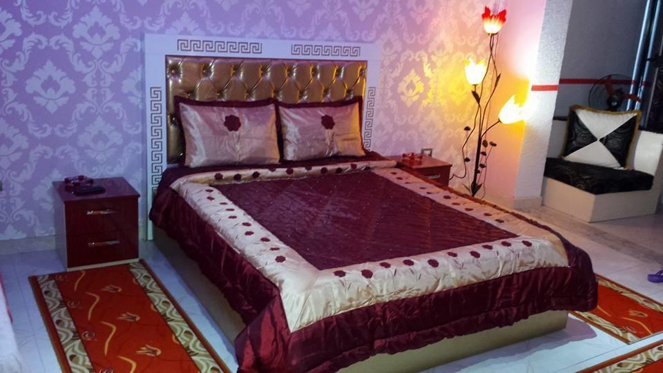 Hotel Buza New Shtoj エクステリア 写真