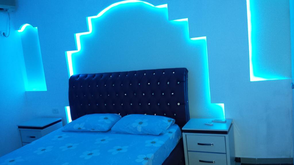 Hotel Buza New Shtoj エクステリア 写真