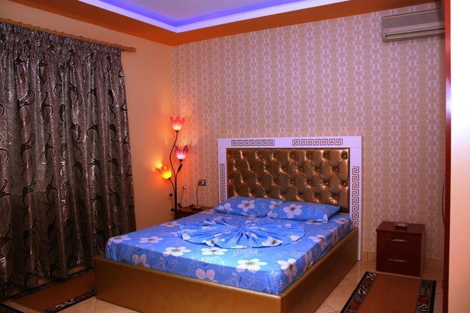 Hotel Buza New Shtoj エクステリア 写真