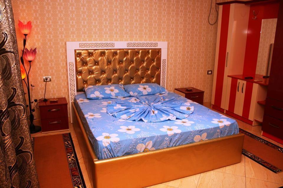 Hotel Buza New Shtoj エクステリア 写真